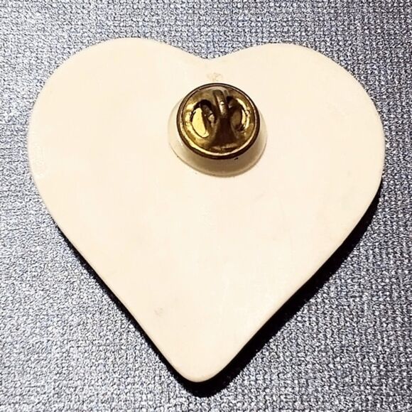Vintage Ceramic Teddy Bear Heart Shaped Pin Brooch with Gold Heart Accent - Picture 6 of 6